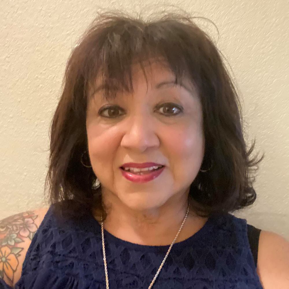 Meet your Posher, Isabel